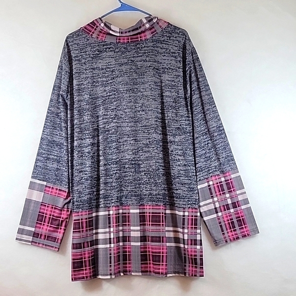 LILY Long Sleeve Tunic with Cowel Neckline and Plaid Embellishment Size 4X - Picture 8 of 8